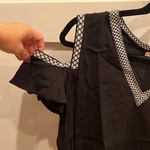 maje cold shoulder ruffle sleeve size 3 - Picture 2 of 4